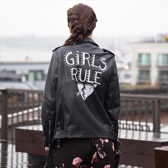 Zara Vegan Leather Edgy Moto Biker Jacket XS Girls Rule Slogan Bloggers Favorite - Picture 2 of 16